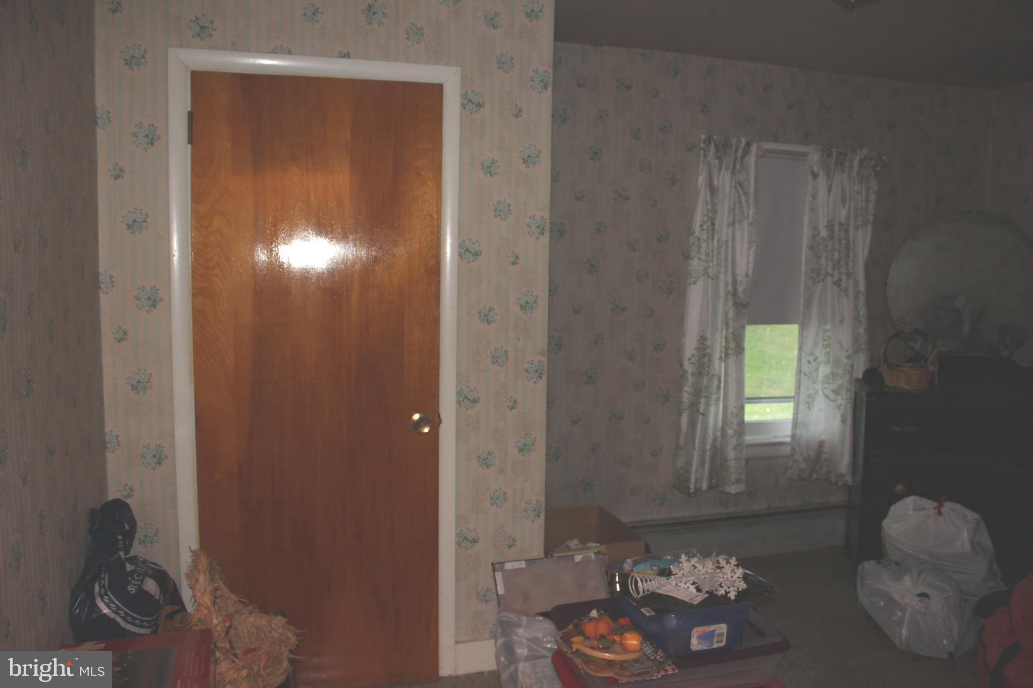 WILLIAMSTOWN - Residential