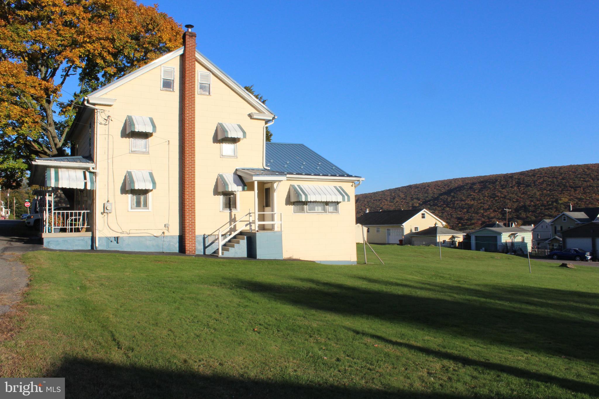 WILLIAMSTOWN - Residential