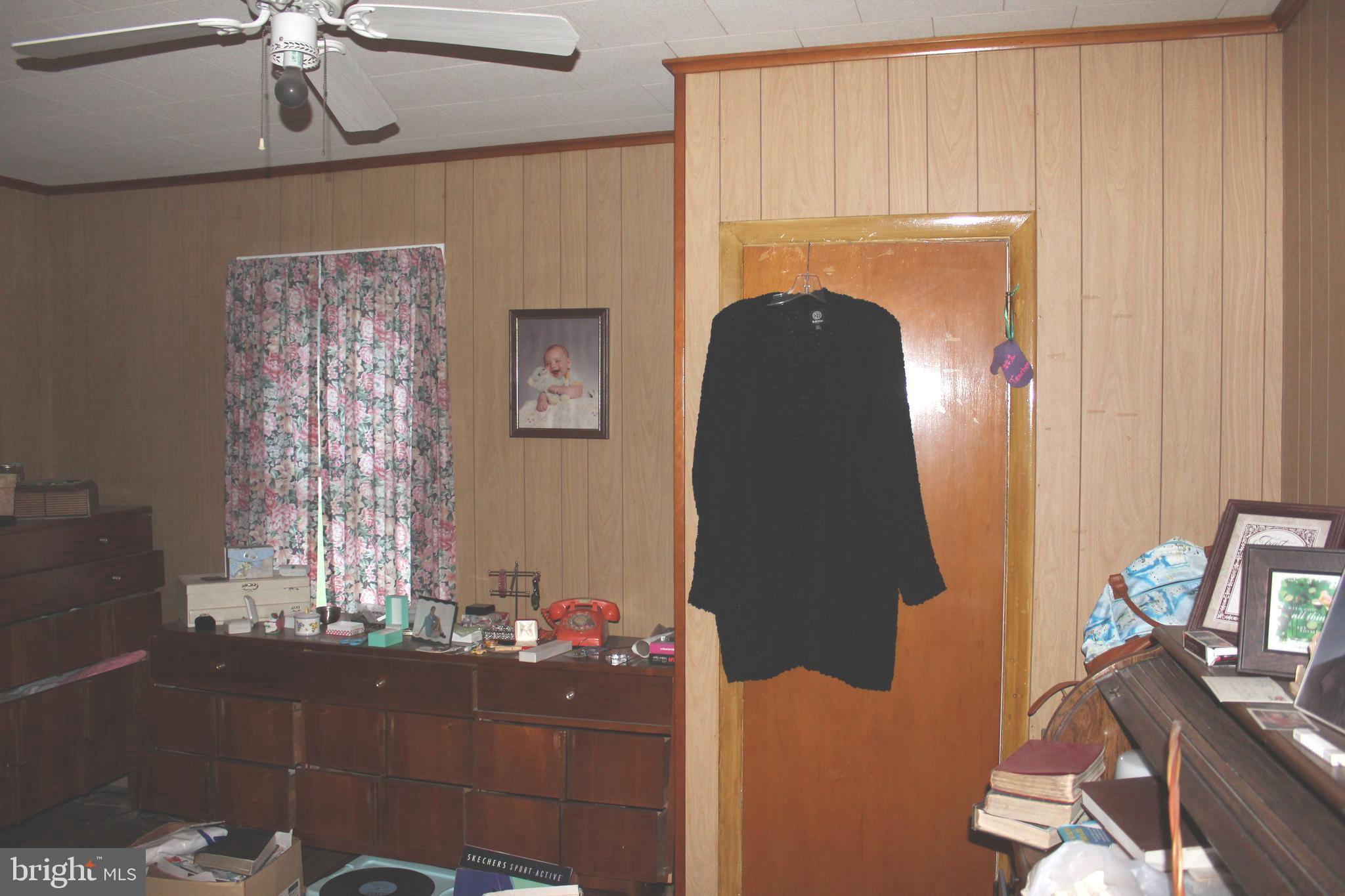 WILLIAMSTOWN - Residential