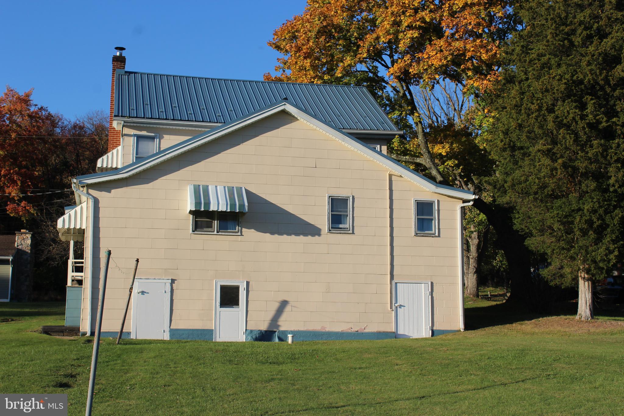 WILLIAMSTOWN - Residential