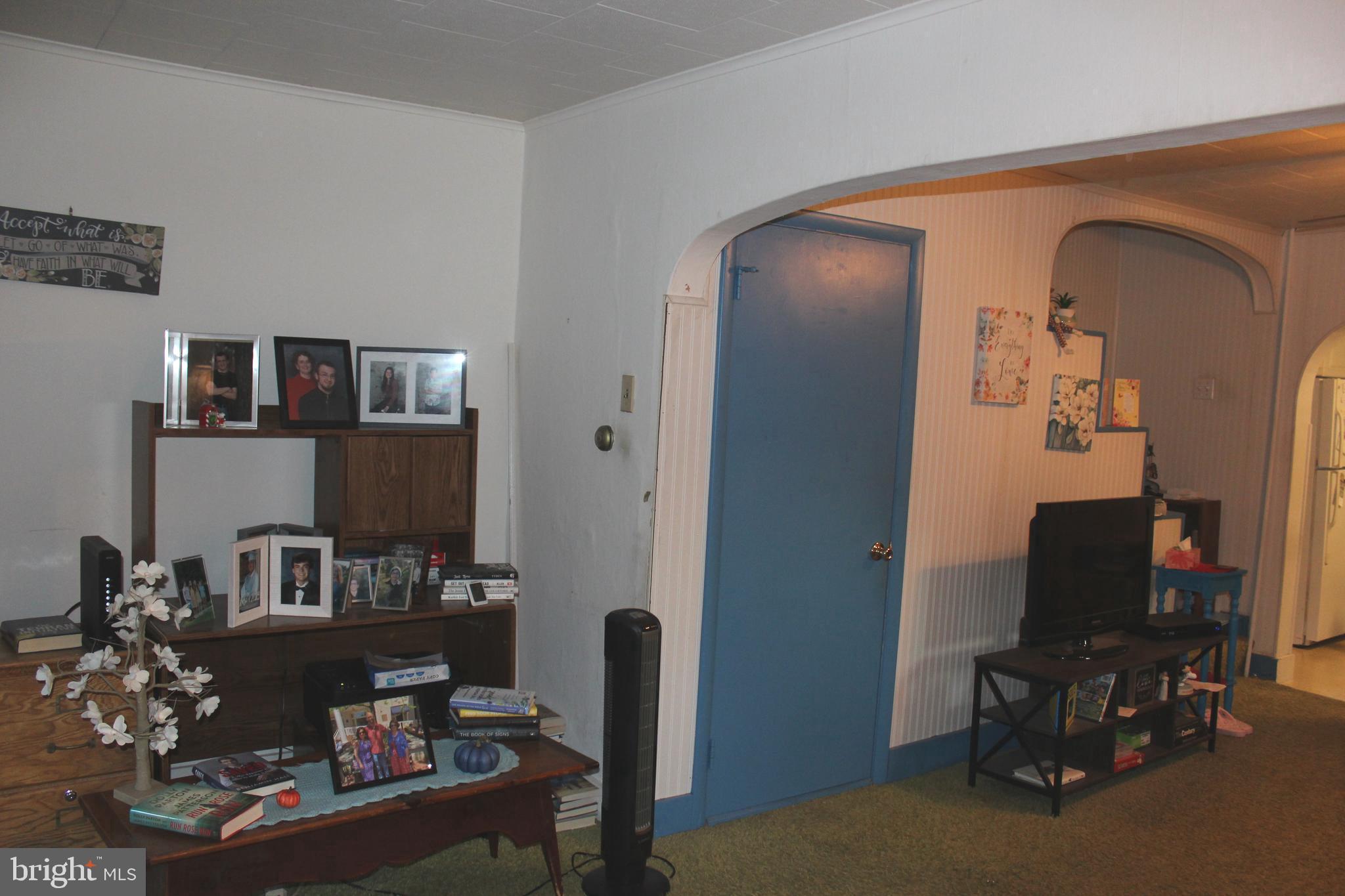 WILLIAMSTOWN - Residential