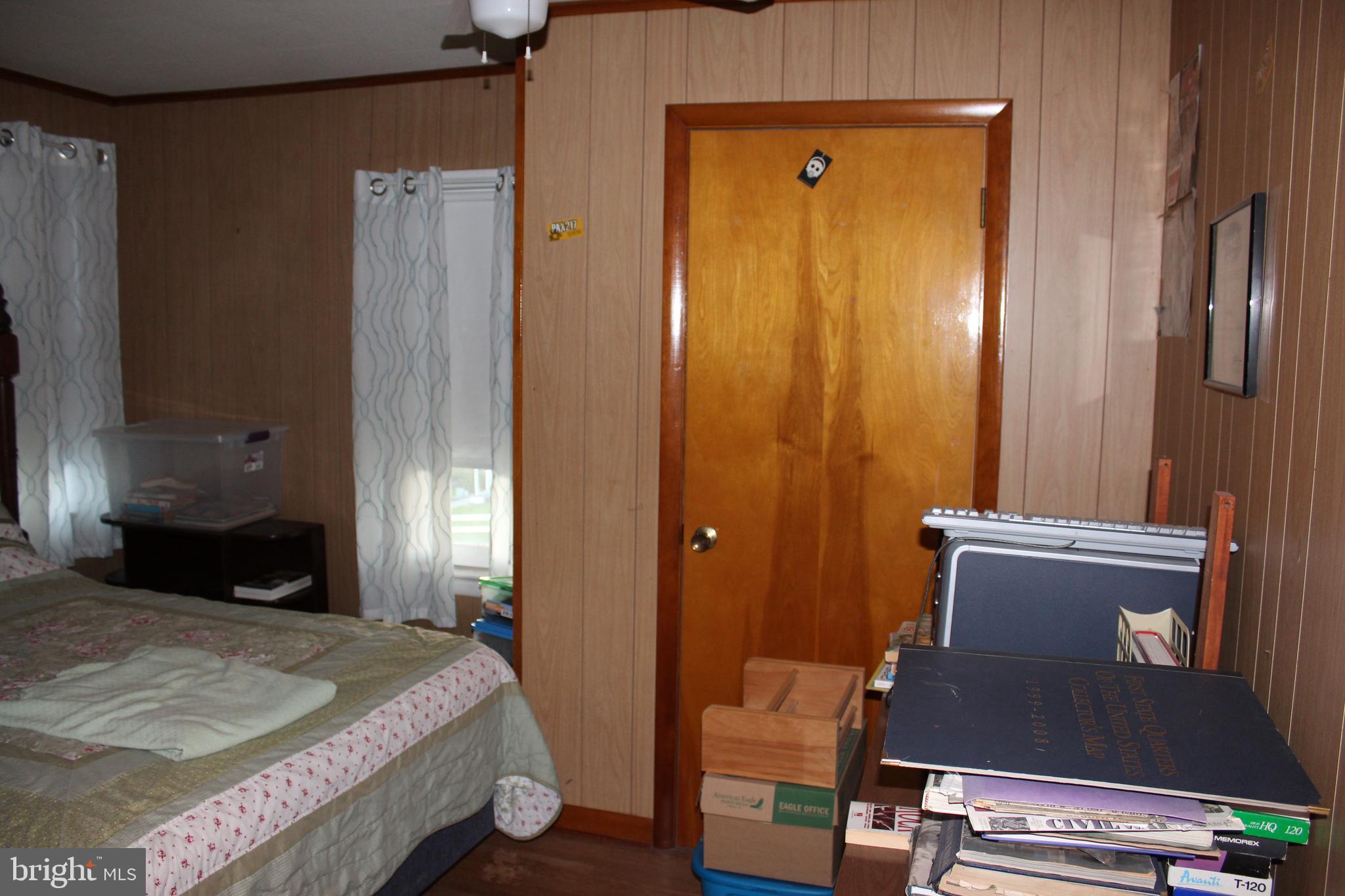 WILLIAMSTOWN - Residential