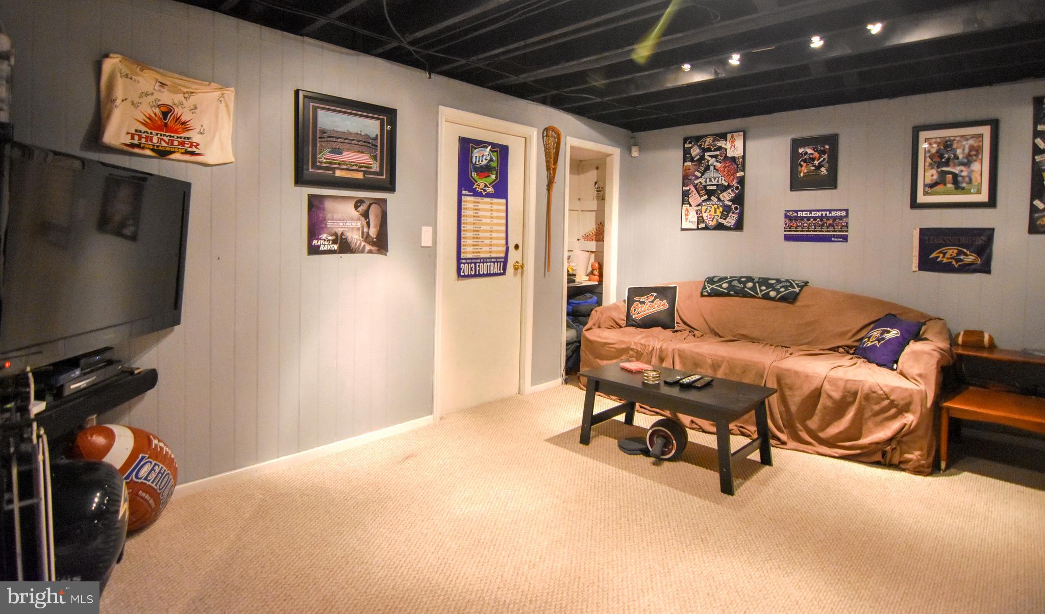 CHARLESMONT - Residential