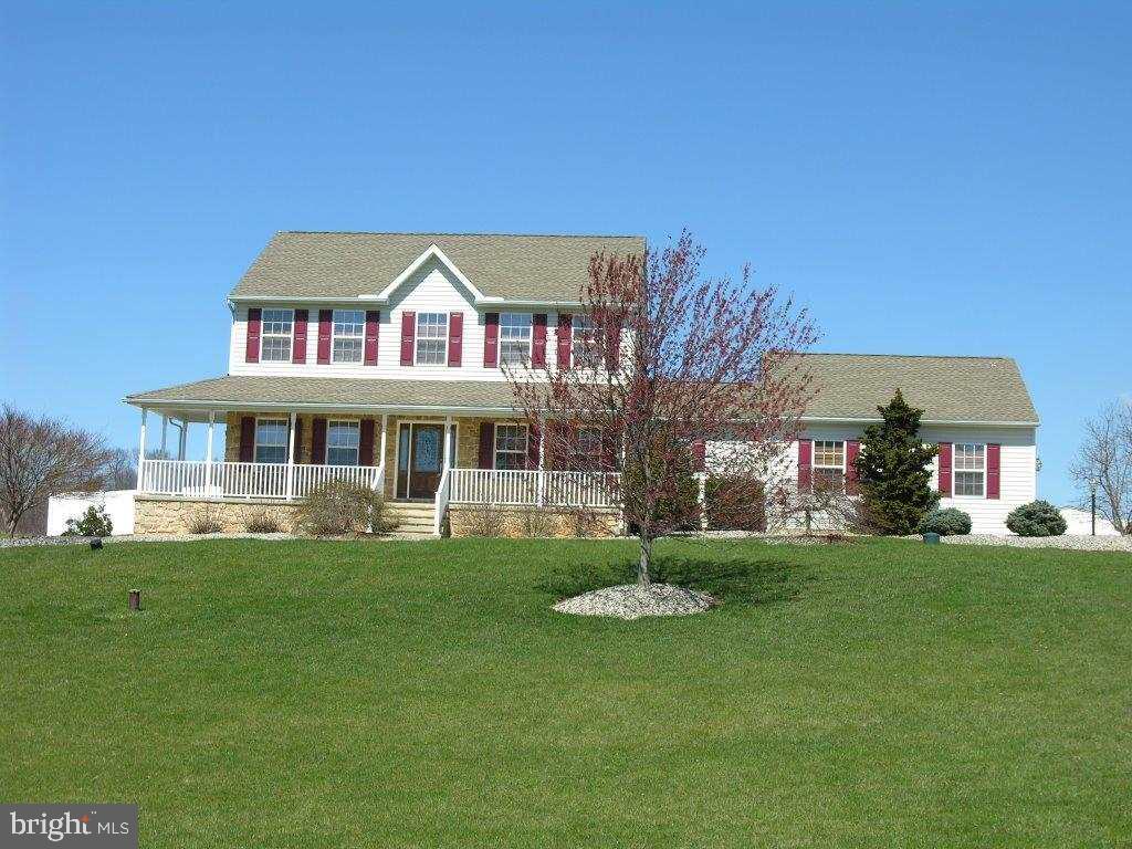 Retreat to a perfect setting in this magnificent 3400+ sq ft home situated on 1.2 acres* Open flowing flr plan w/upgrades throughout to incl. 10' ceilings & hardwood flrs* EIK w/granite cntrs, island & dining area* Mstr ste w/FB, soaking tub, double sinks* Finished LL rec rm & FR w/powder rm too*Entertain w/ flair in this cul-de-sac pristine custom built two story home* Enjoy the maintenance free deck & fenced in yard. Gorgeous both inside & out!
