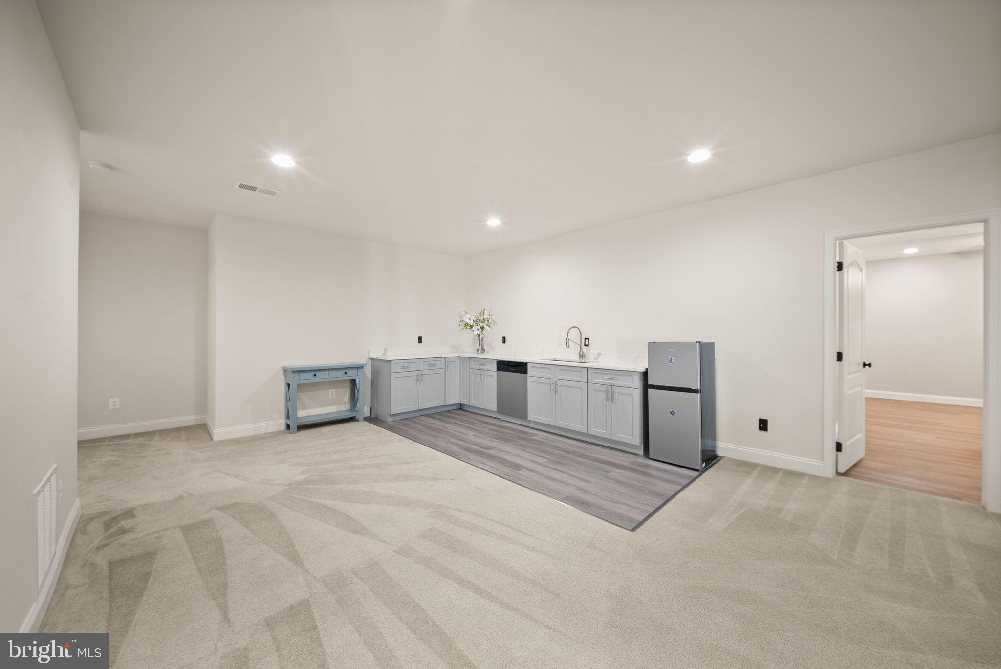 DOMINION VALLEY COUNTRY CLUB - Residential