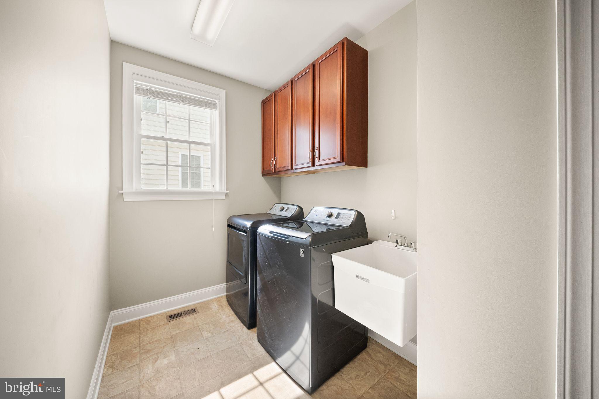 DOMINION VALLEY COUNTRY CLUB - Residential