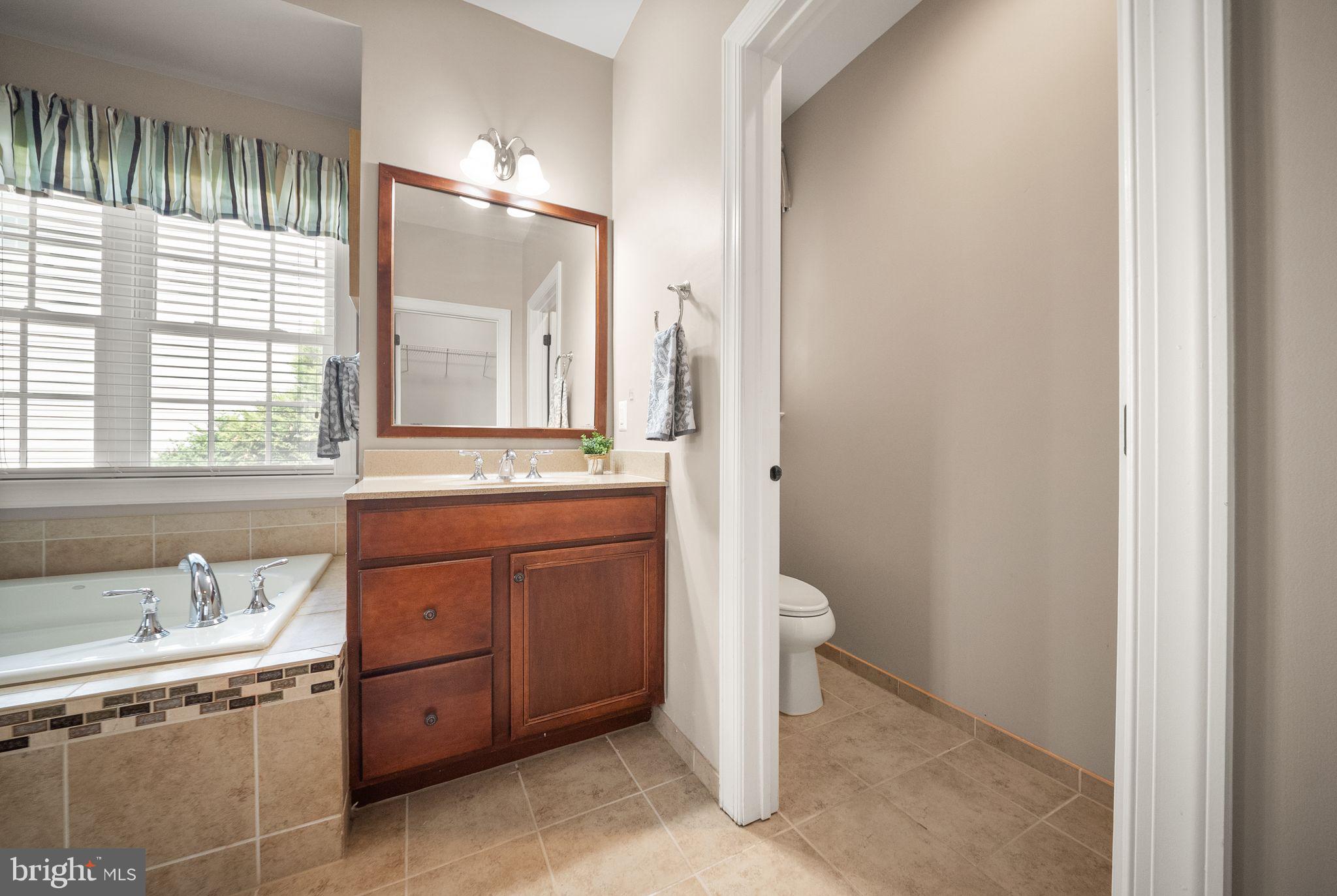 DOMINION VALLEY COUNTRY CLUB - Residential