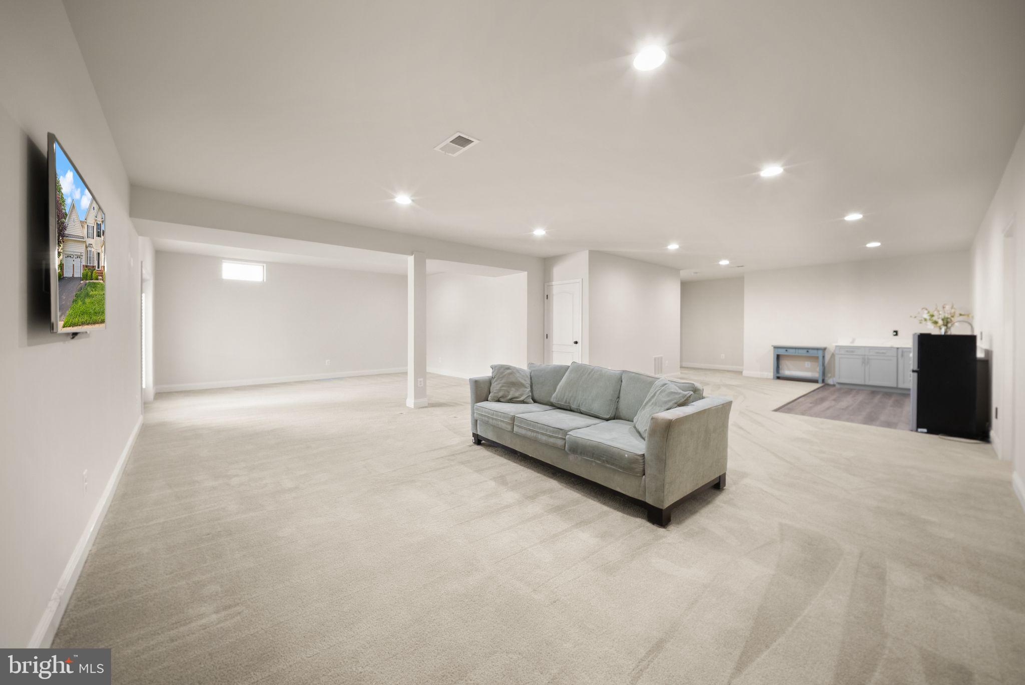 DOMINION VALLEY COUNTRY CLUB - Residential