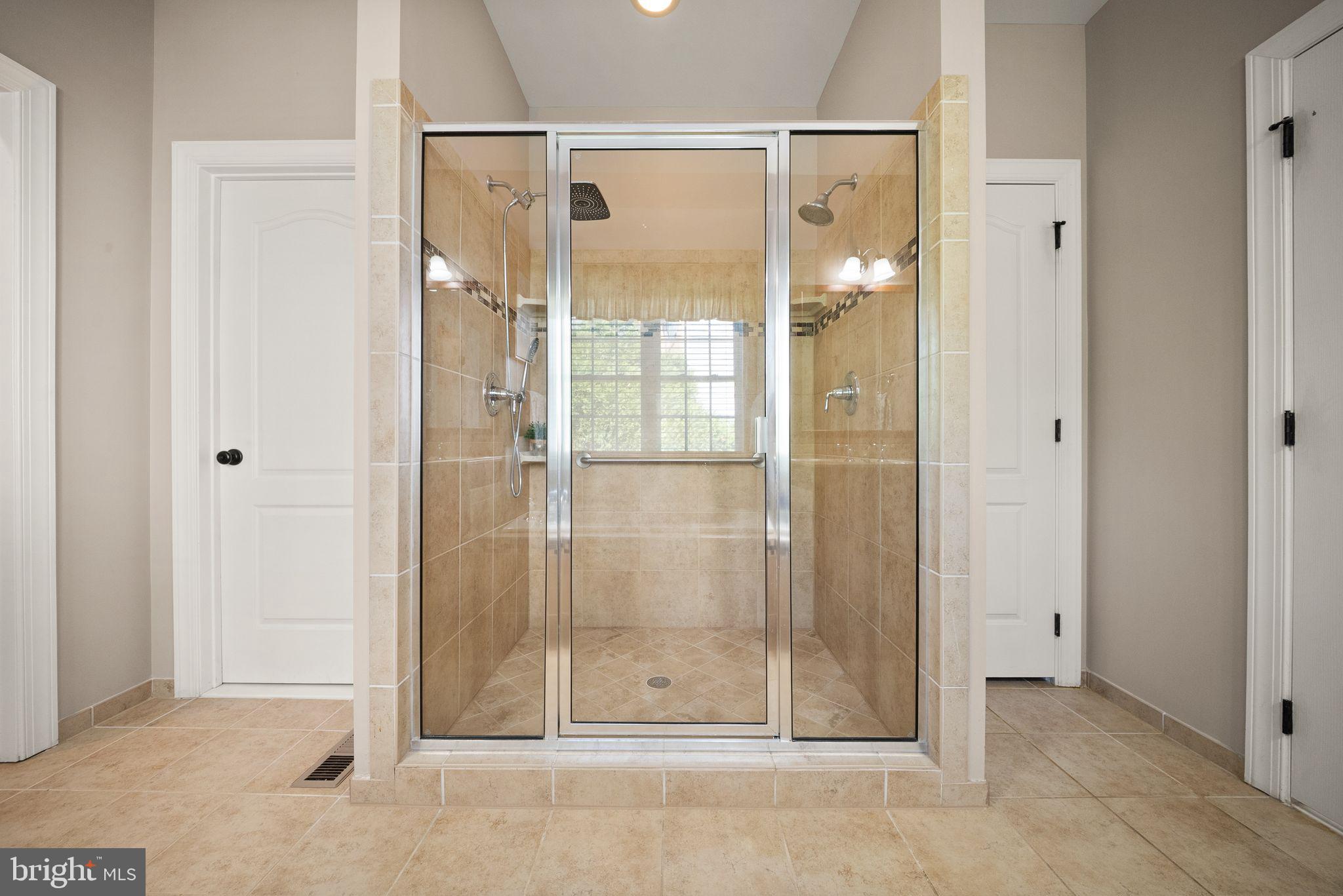 DOMINION VALLEY COUNTRY CLUB - Residential