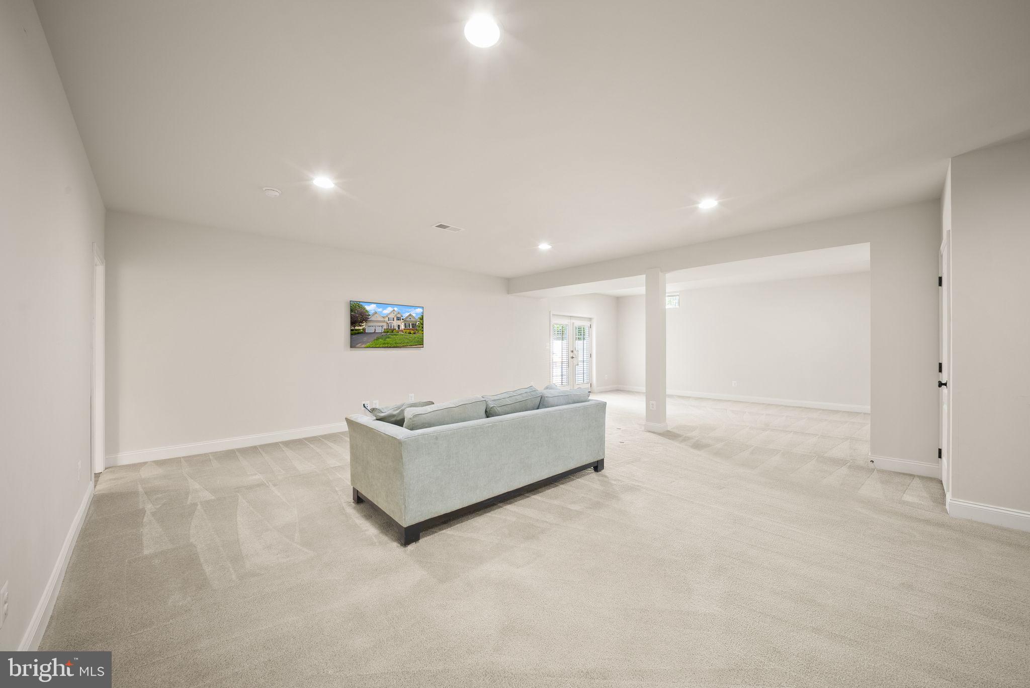 DOMINION VALLEY COUNTRY CLUB - Residential