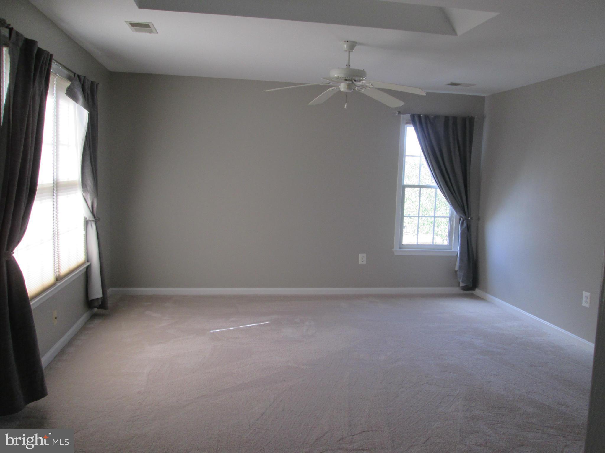 KENTLANDS HILL DISTRICT - Residential Lease