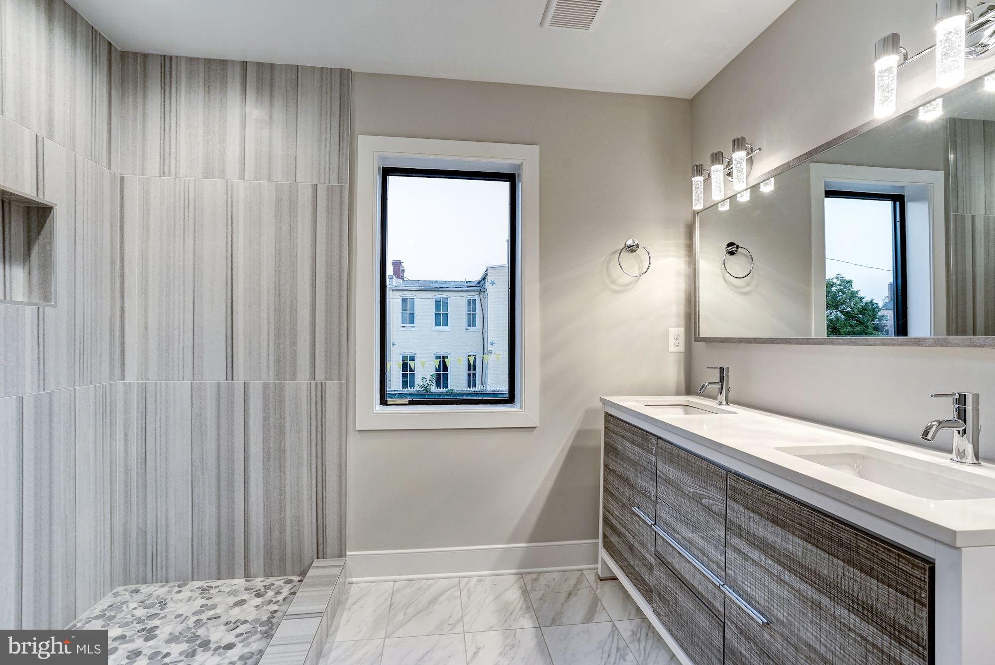 CARRIAGE WORKS - Residential