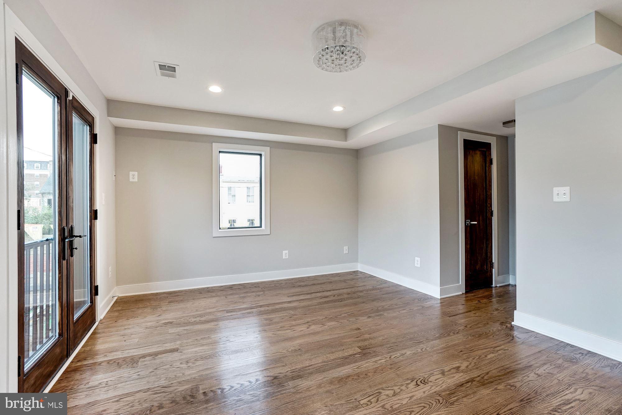 CARRIAGE WORKS - Residential