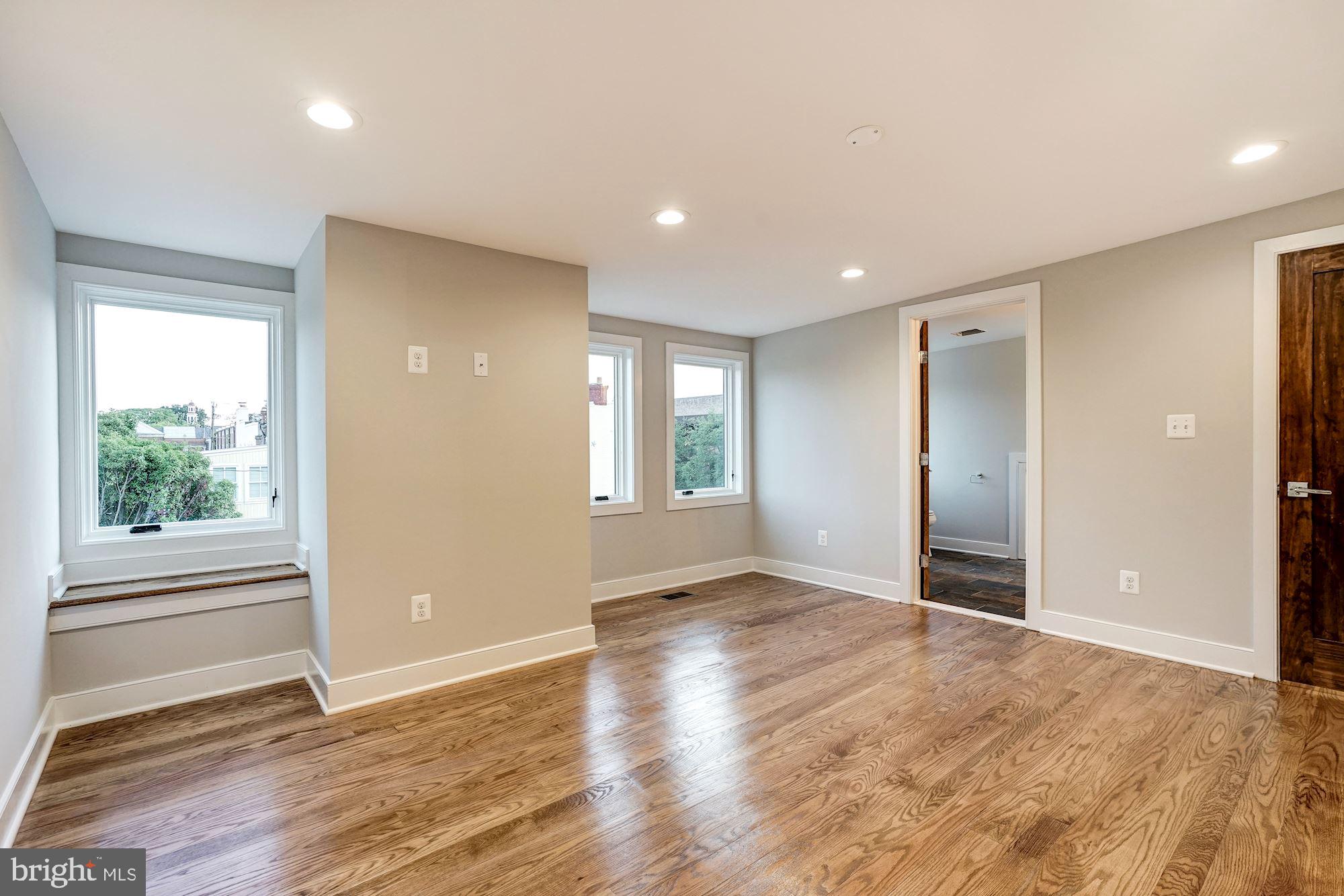 CARRIAGE WORKS - Residential