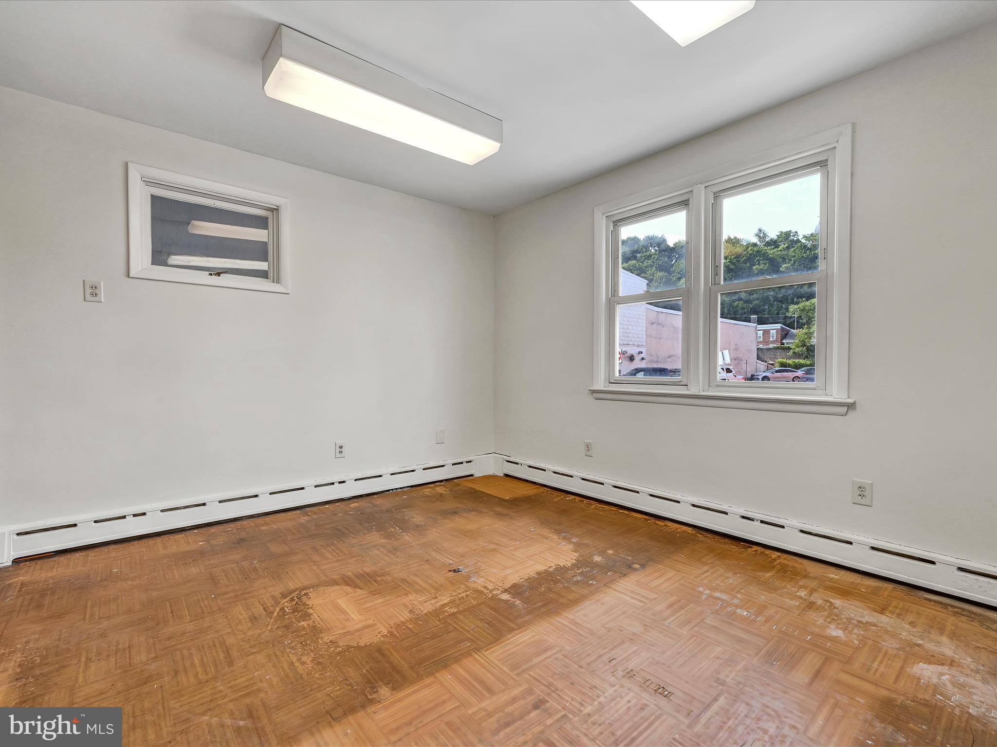 MINERSVILLE - Residential