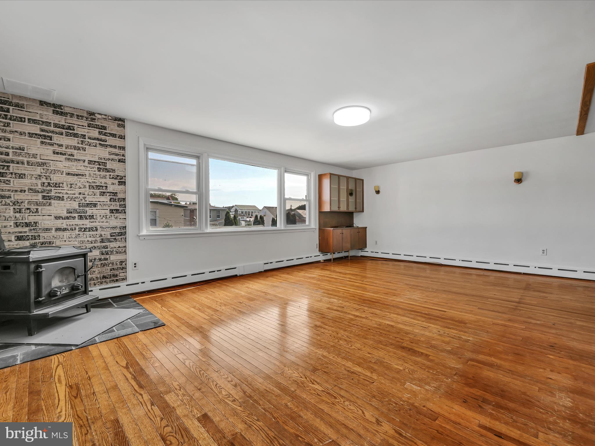 MINERSVILLE - Residential