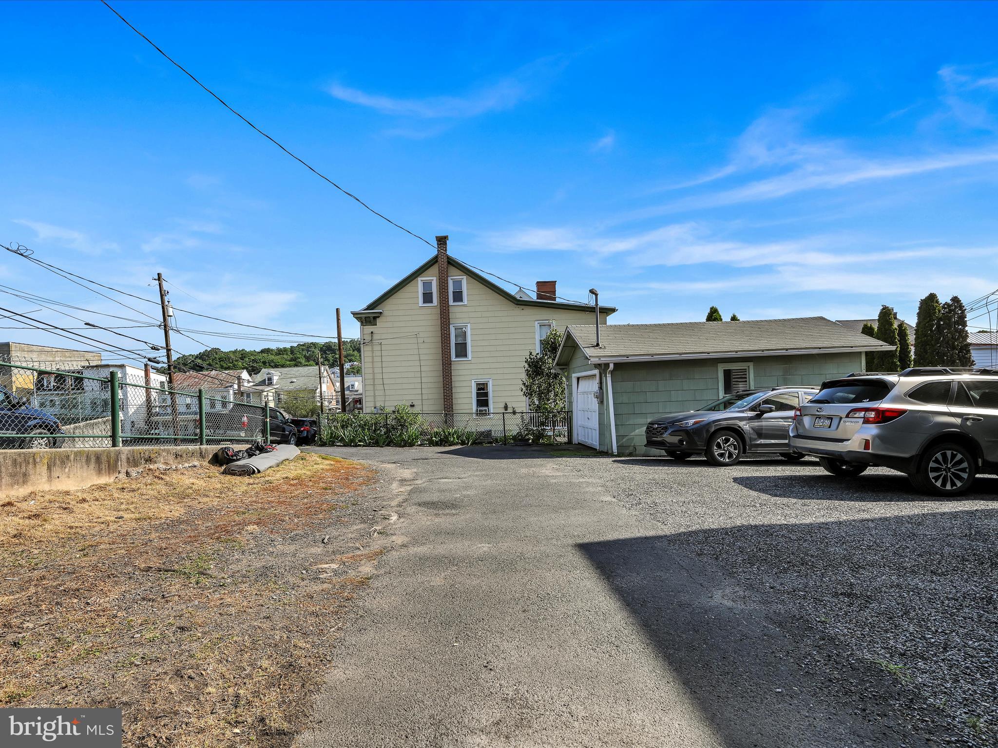 MINERSVILLE - Residential