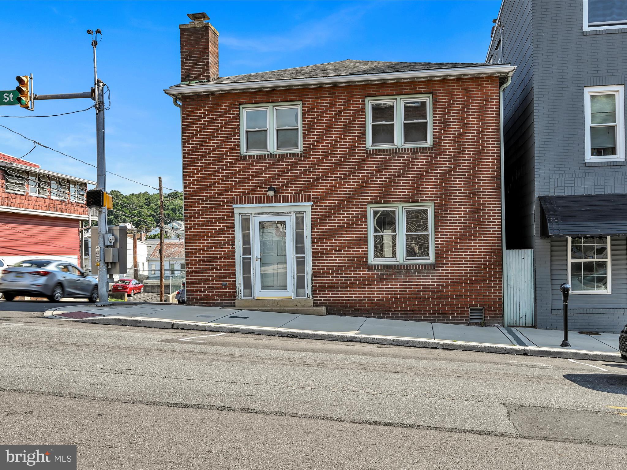 MINERSVILLE - Residential