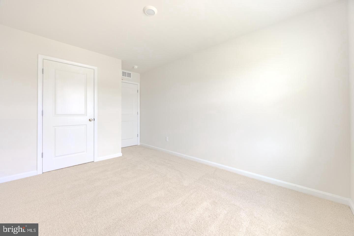 WEST WIND - Residential Lease