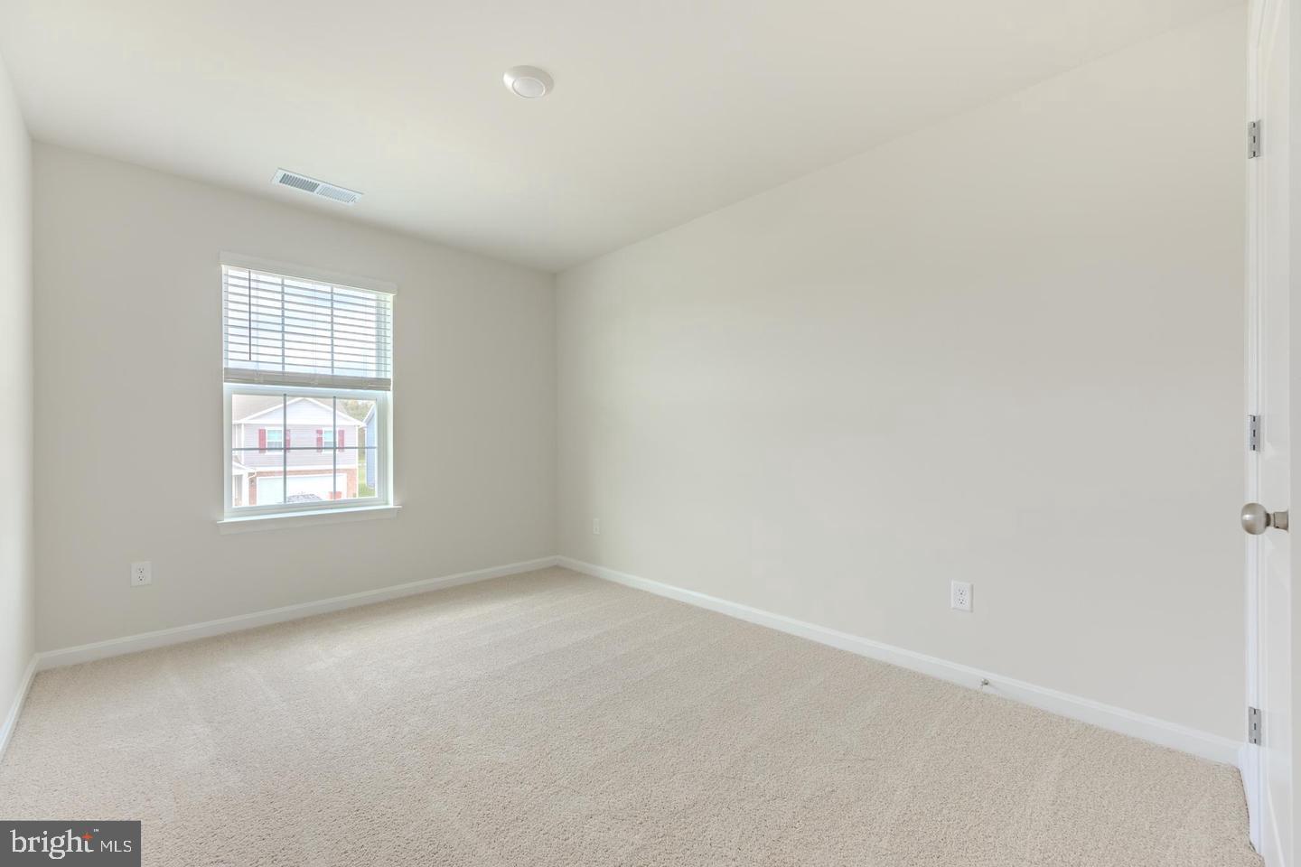 WEST WIND - Residential Lease