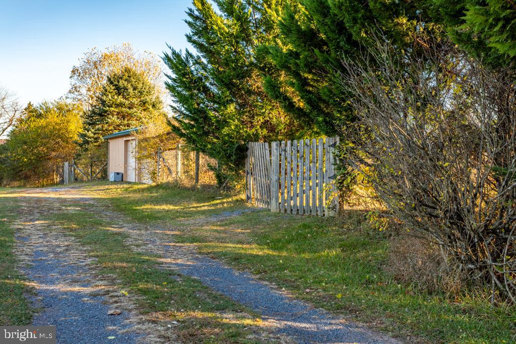 GRETCHEN ACRES - Residential