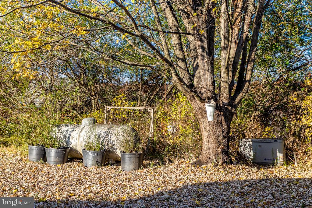 GRETCHEN ACRES - Residential