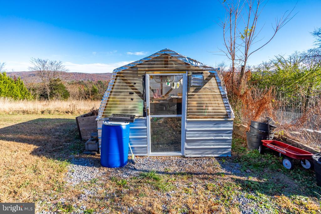 GRETCHEN ACRES - Residential