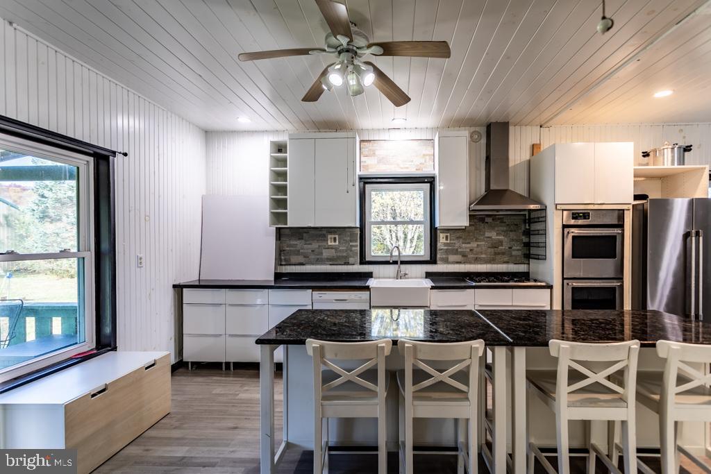 GRETCHEN ACRES - Residential