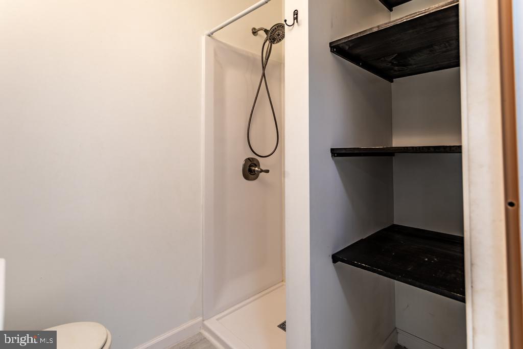 GRETCHEN ACRES - Residential