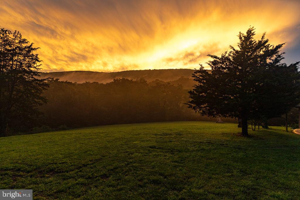 GRETCHEN ACRES - Residential