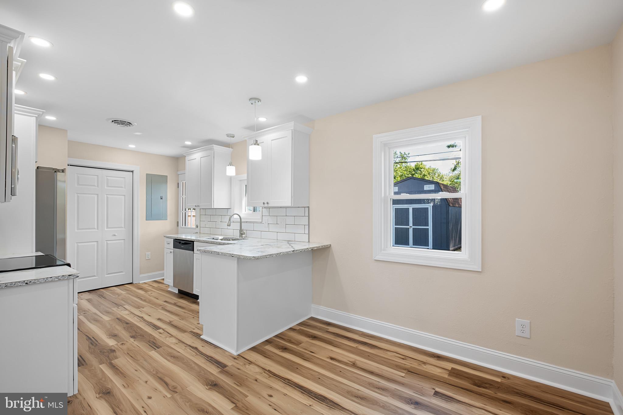 GARFIELD PARK - Residential