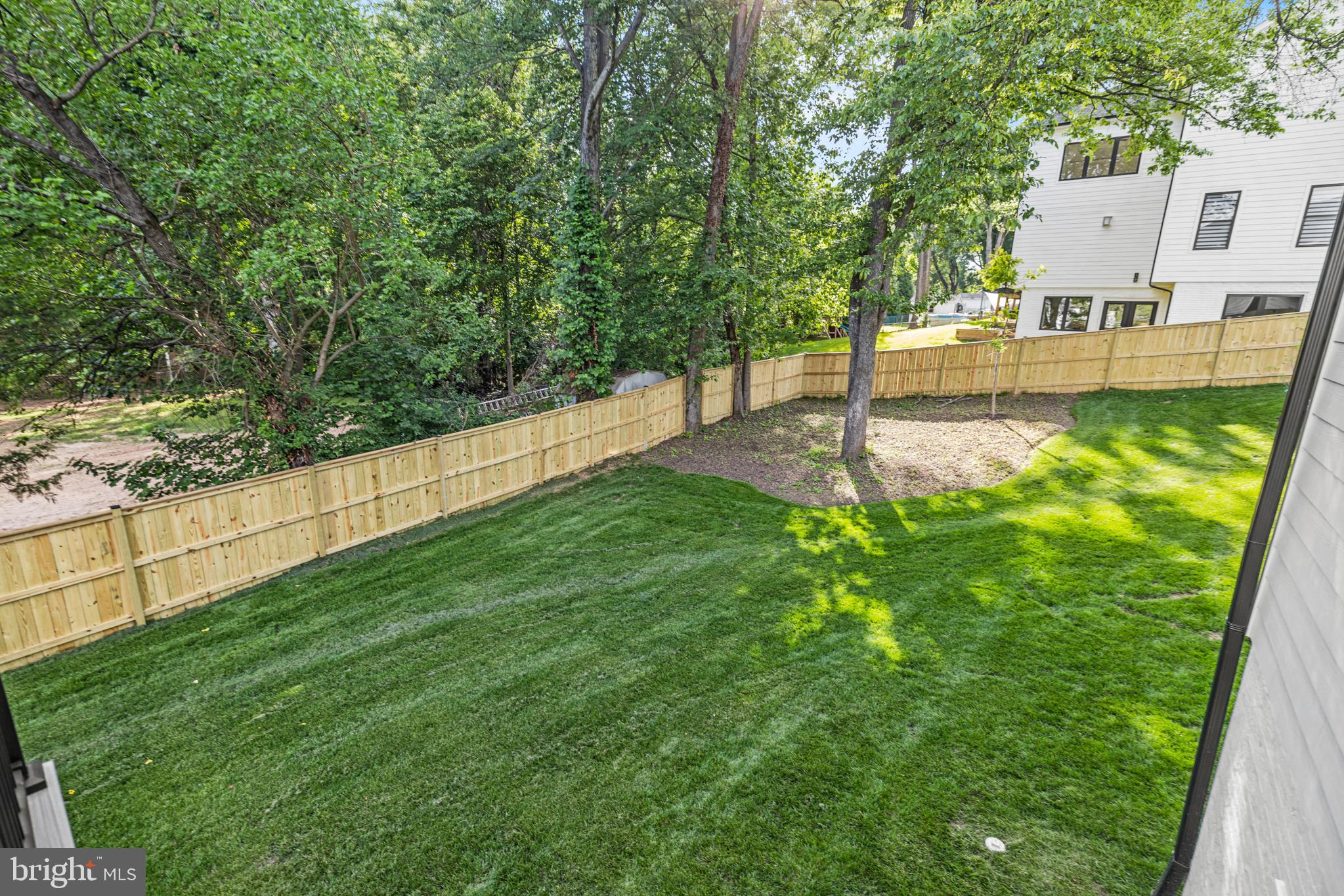 VIENNA WOODS - Residential