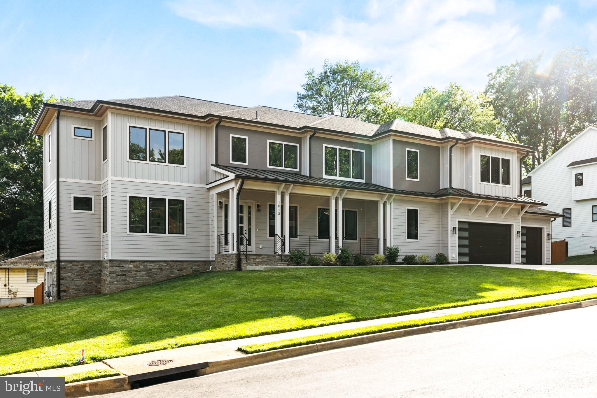 VIENNA WOODS - Residential