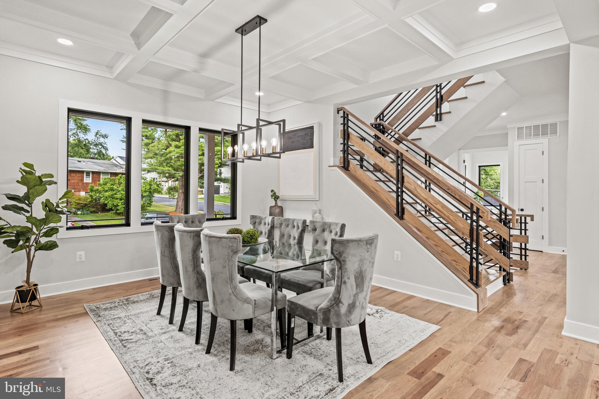 VIENNA WOODS - Residential