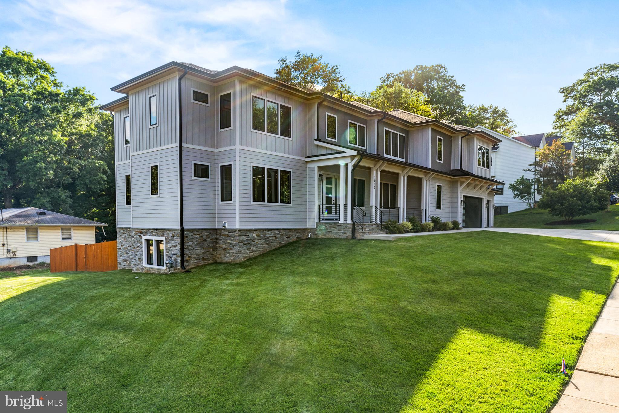 VIENNA WOODS - Residential