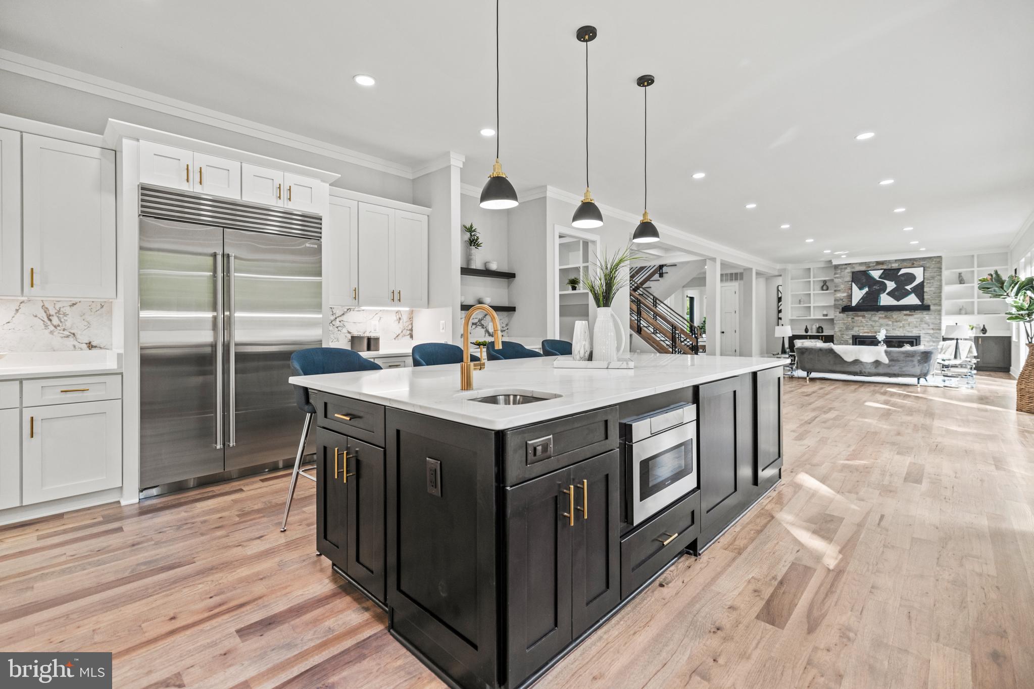 VIENNA WOODS - Residential