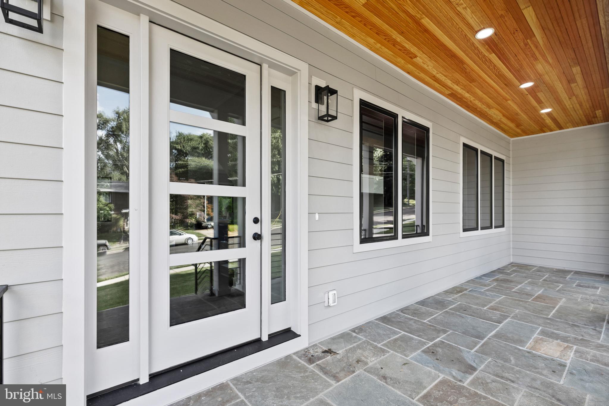 VIENNA WOODS - Residential