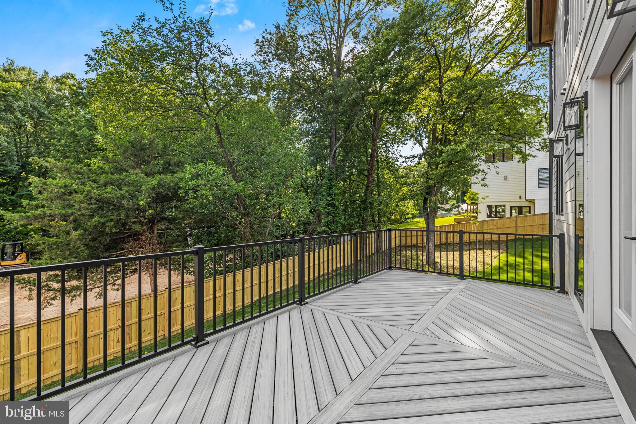 VIENNA WOODS - Residential