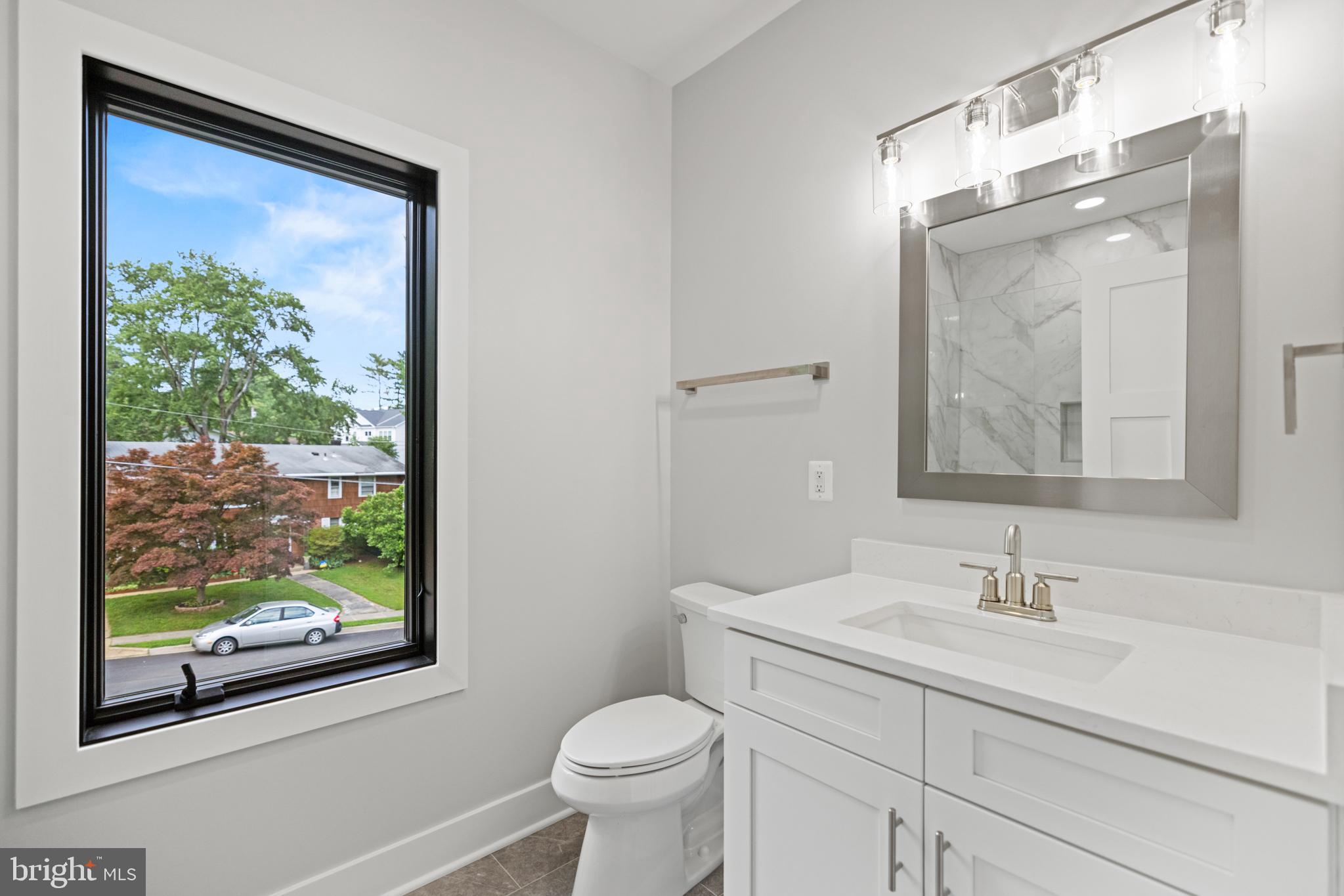 VIENNA WOODS - Residential