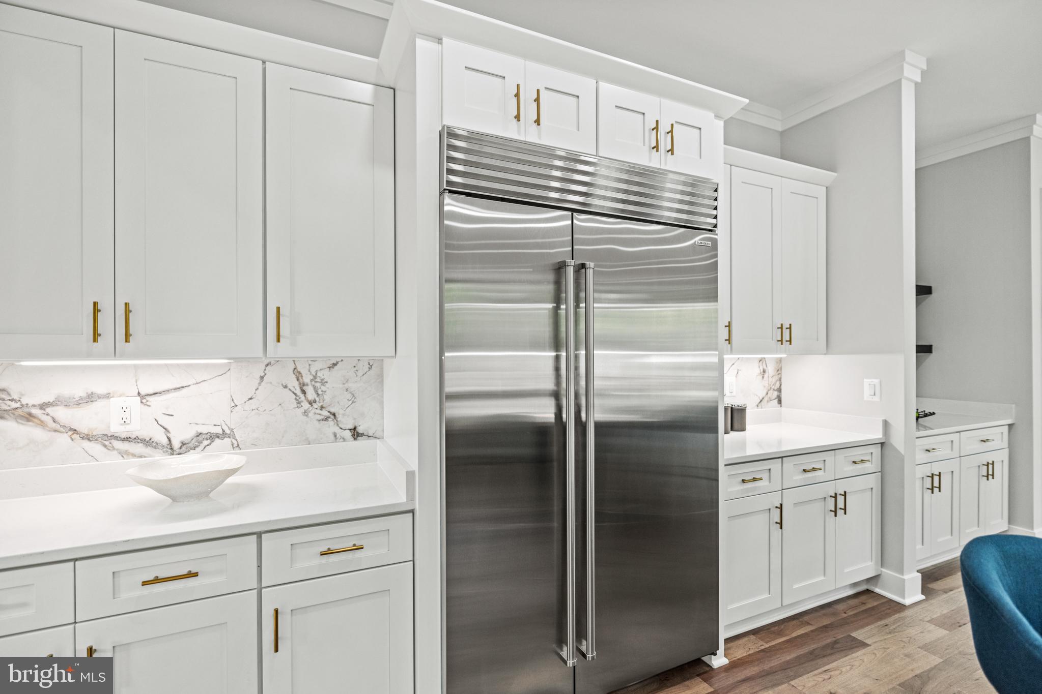 VIENNA WOODS - Residential