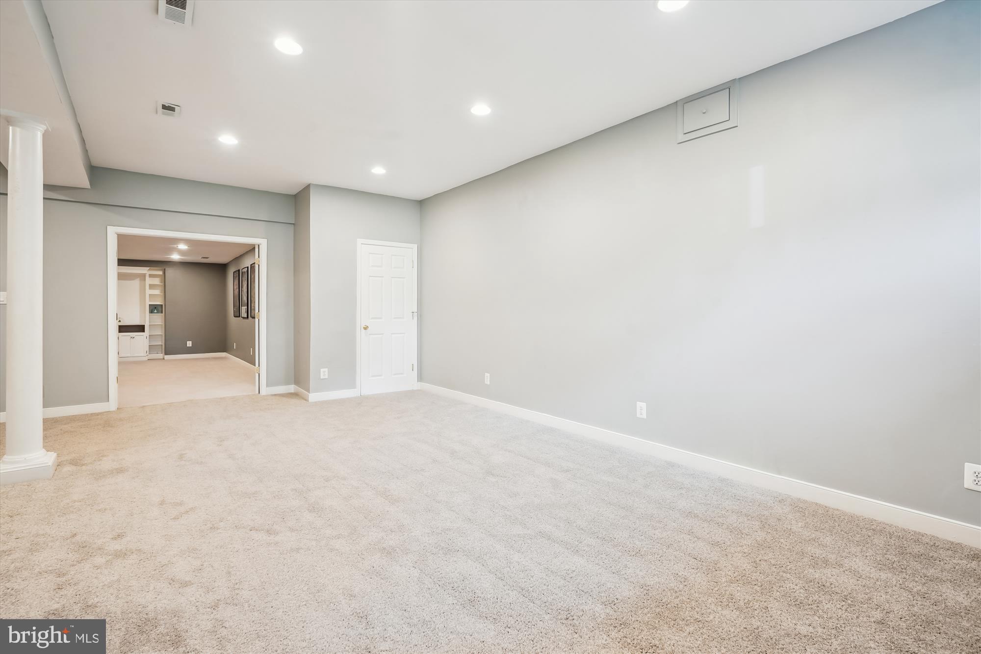 COUNTRYSIDE - Residential