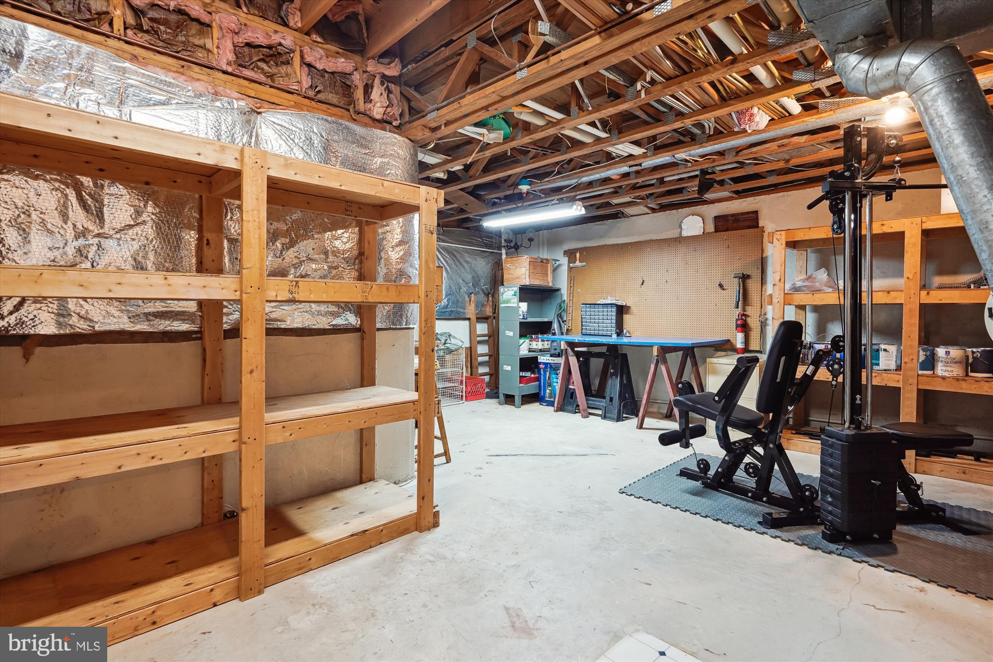 COUNTRYSIDE - Residential