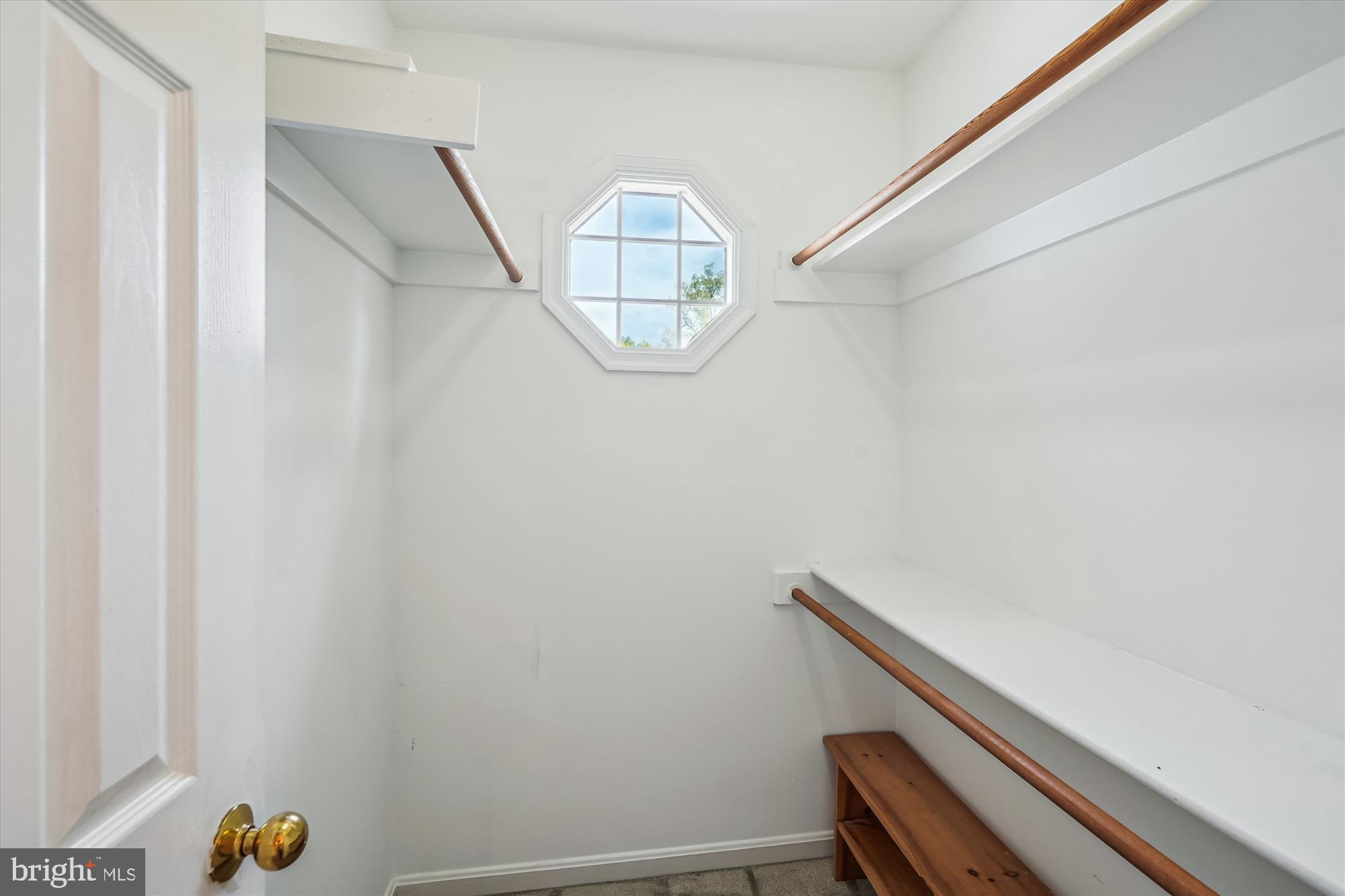 COUNTRYSIDE - Residential