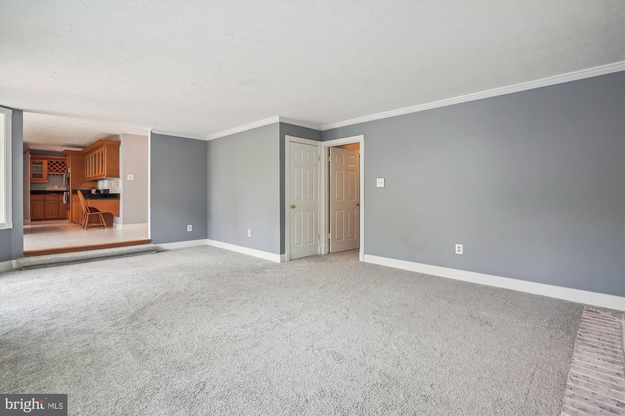 COUNTRYSIDE - Residential