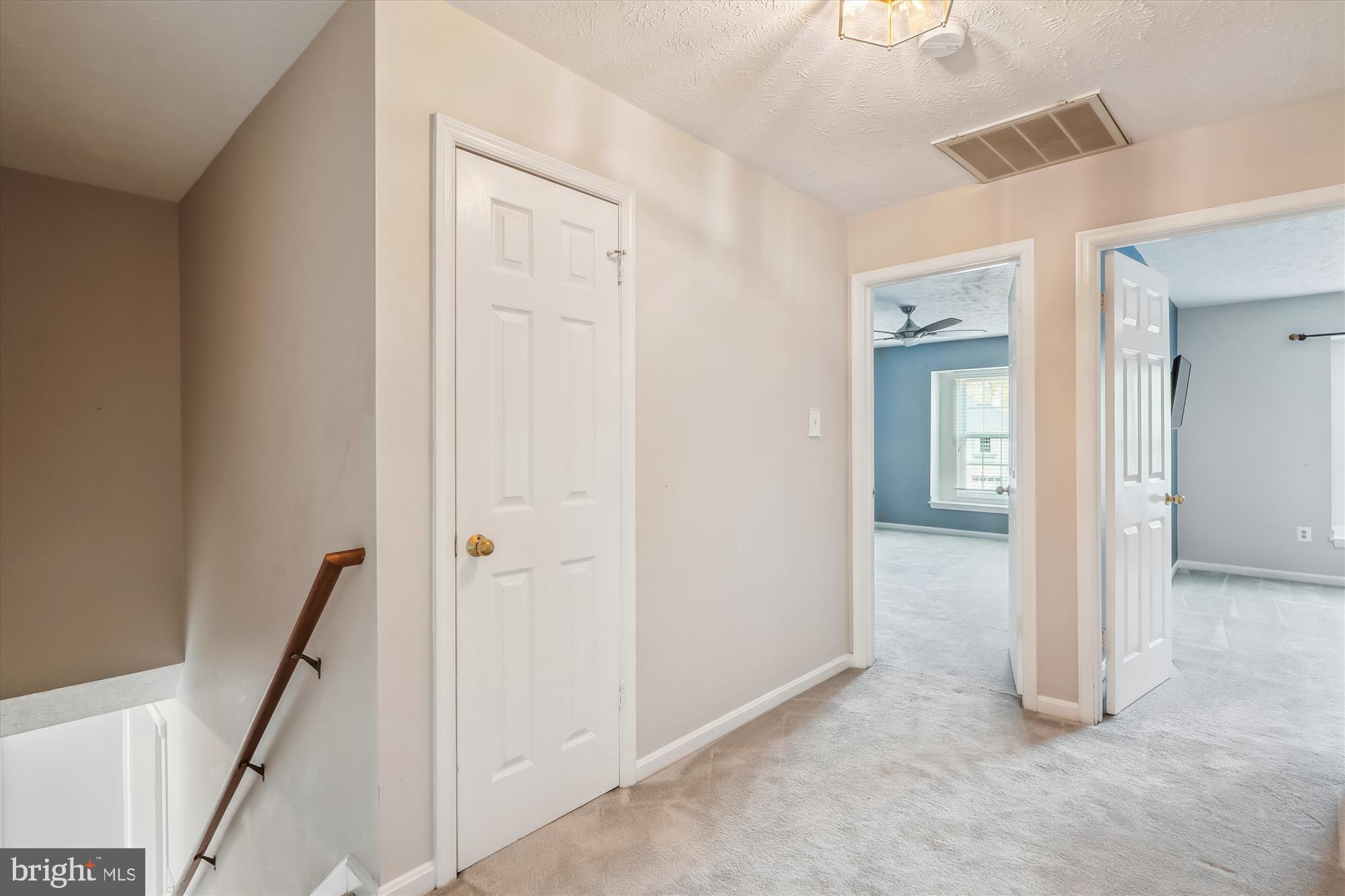 COUNTRYSIDE - Residential