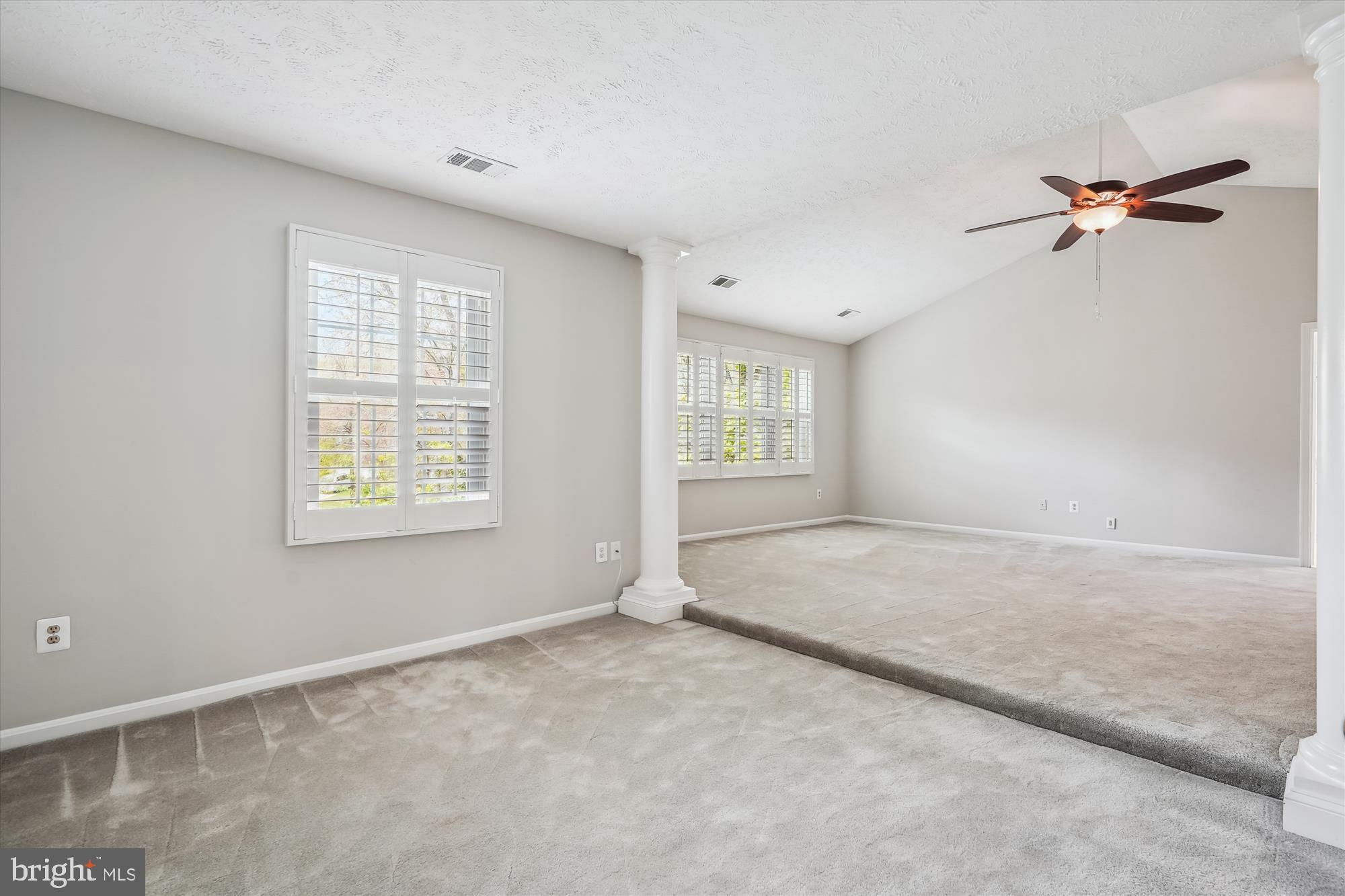 COUNTRYSIDE - Residential