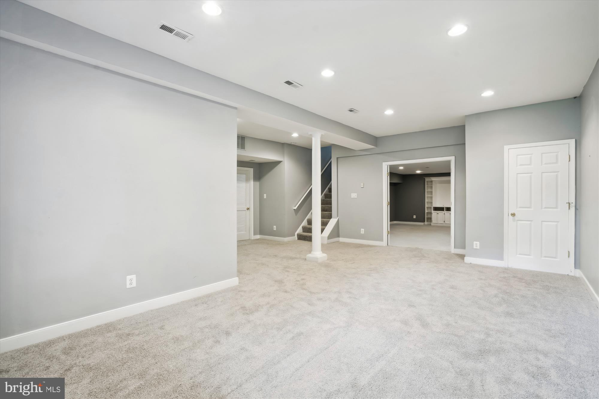 COUNTRYSIDE - Residential