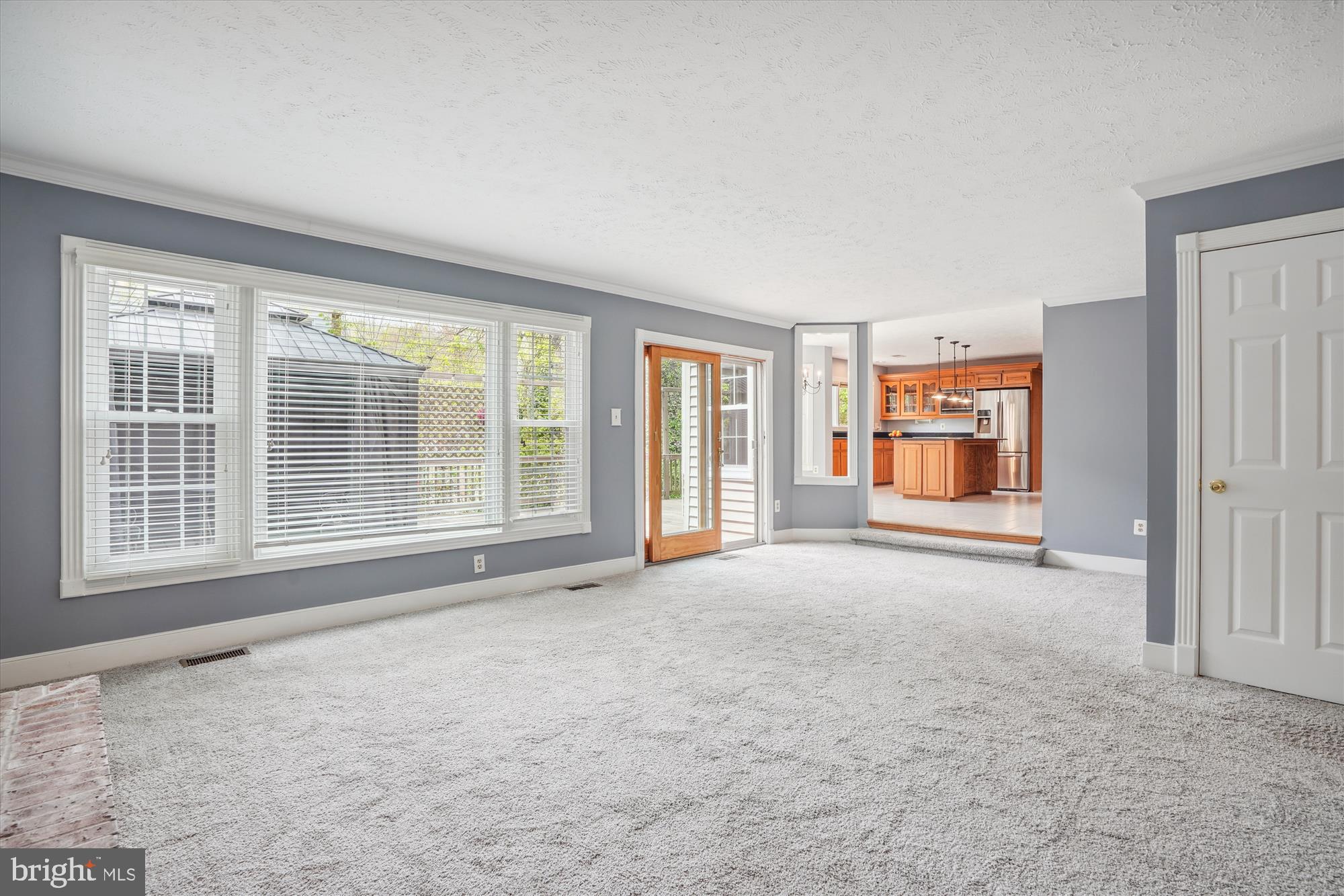 COUNTRYSIDE - Residential