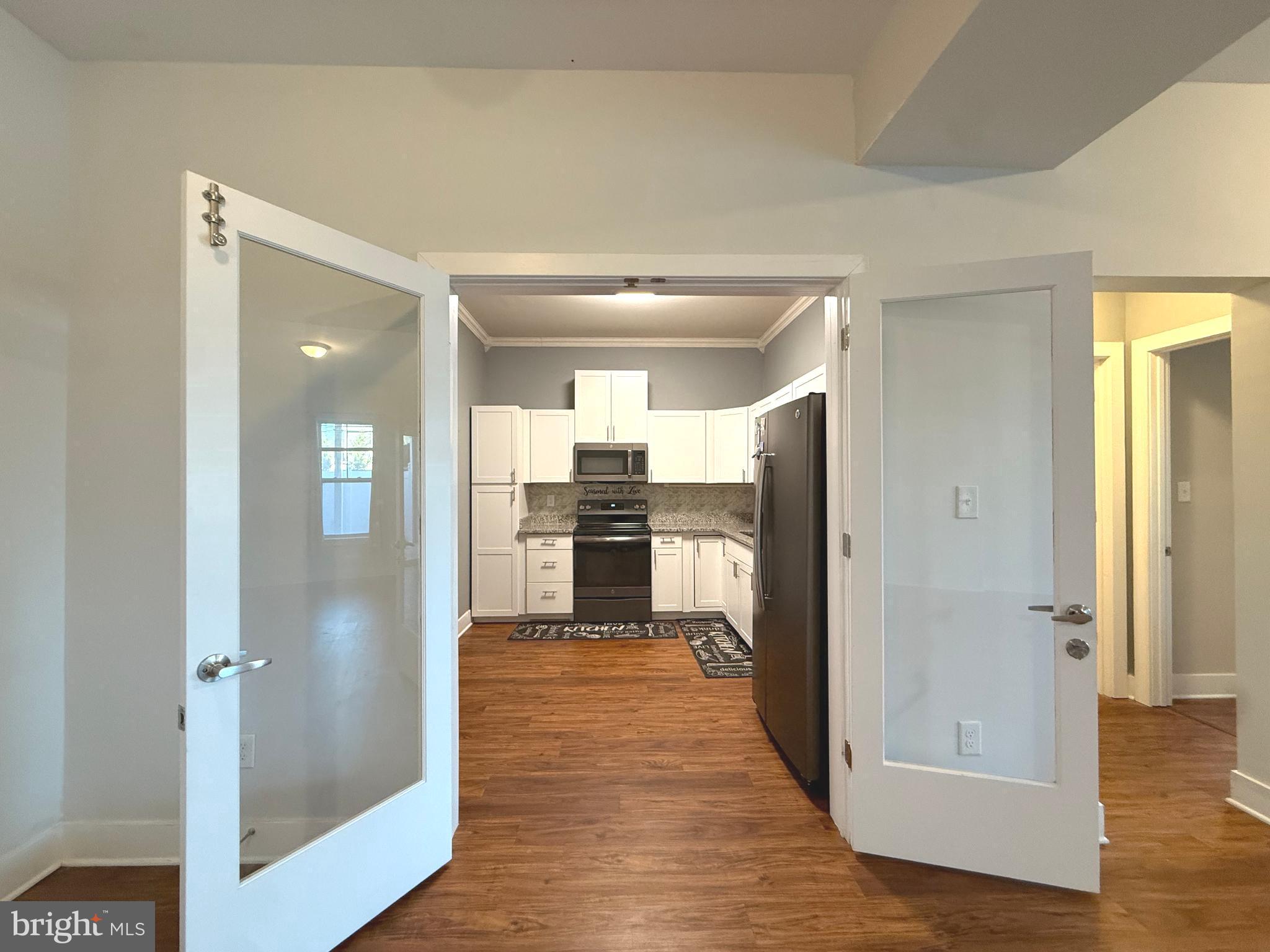 RED HILL - Residential