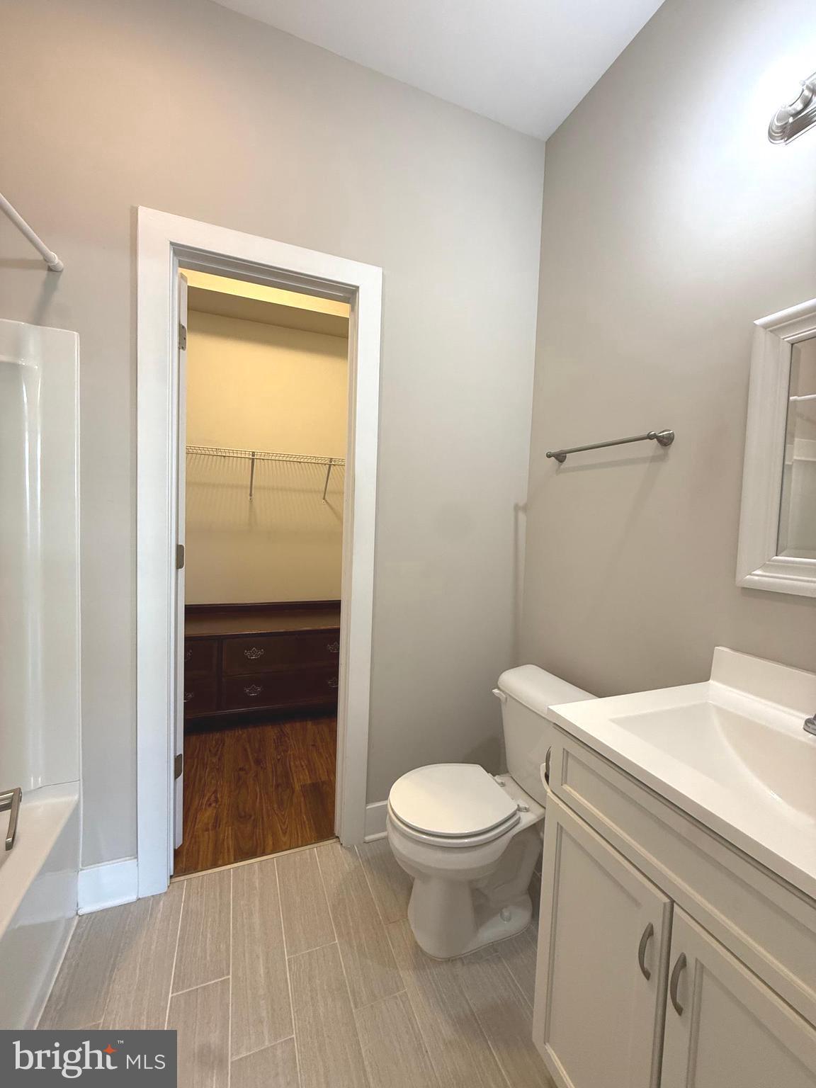 RED HILL - Residential